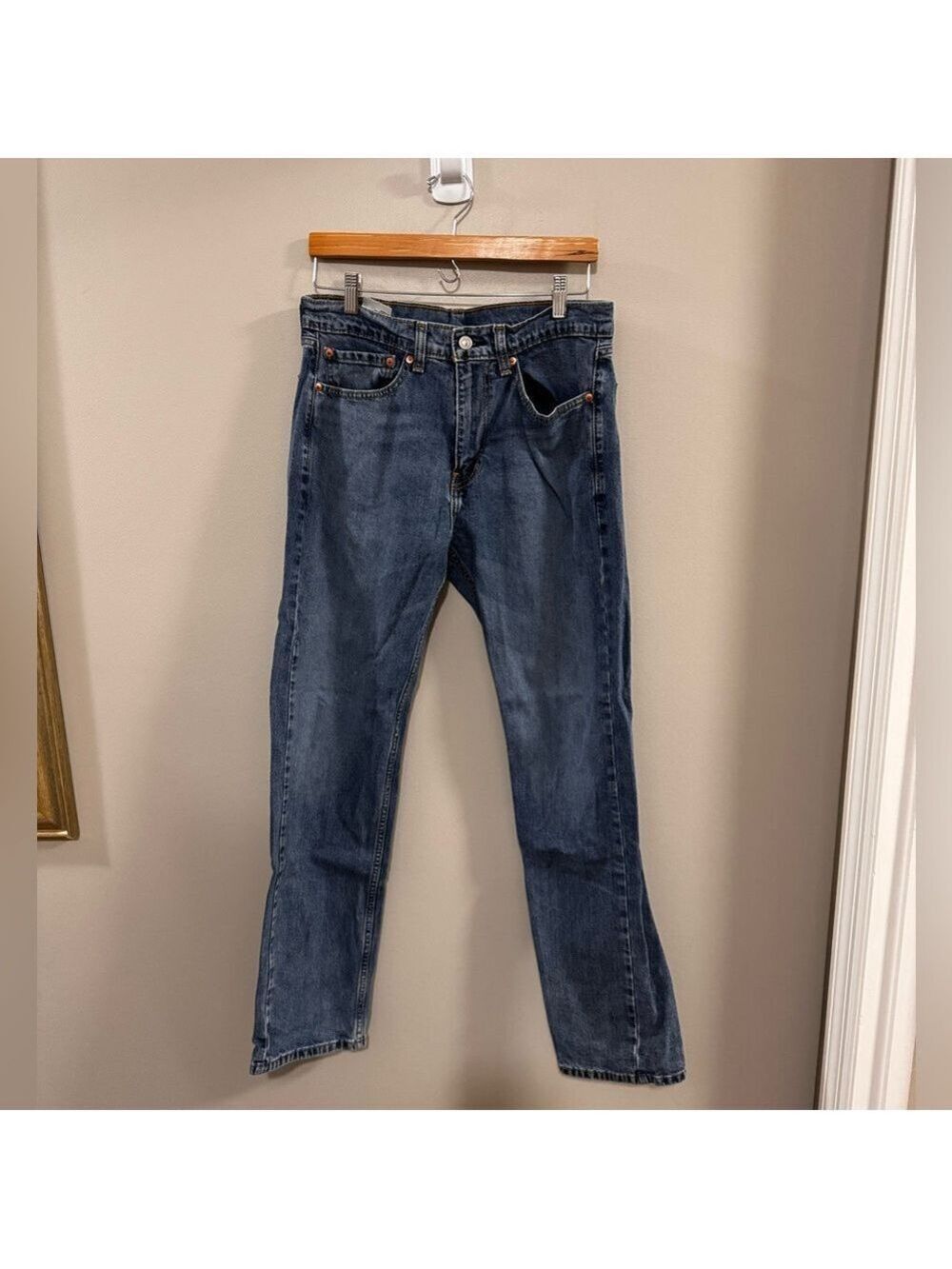 Levi's Men's Straight 505 Blue Jeans. Size 32/32